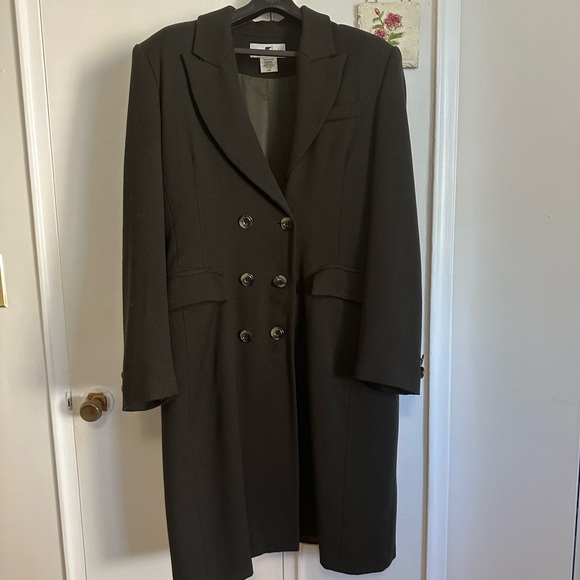 Vintage Black Wool Overcoat, Size Large - Picture 13 of 15